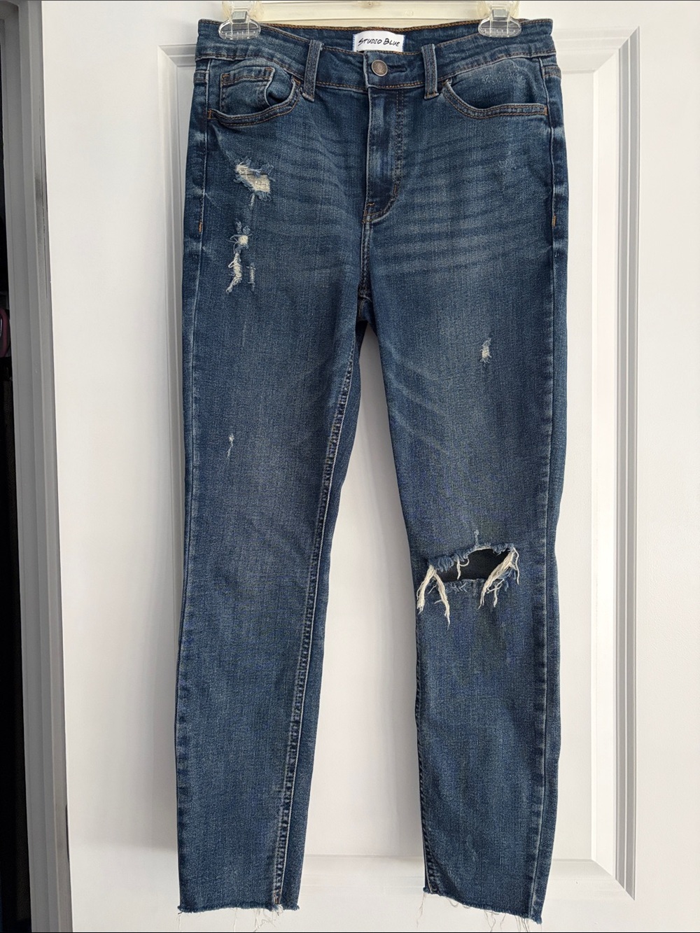 Studio Blue Stitch Fix Distressed Cropped Skinny Jeans Size 27